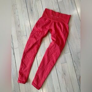 NVGTN Red High-Waist Active Leggings